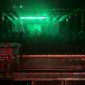 liveUnq8gx