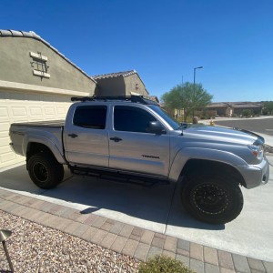 2014 Taco w/2in Bilstien Lift, 33 inch Tires w/17in Method Wheels