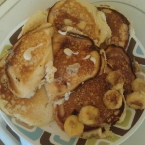 9 pancakes, 3 with banana and the other half of banana fried