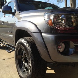 March 2012 Installed 17x9 ATX Artillery front