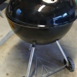 Weber grill. Great condition. 20 bucks and its yours. Pick-up only. Located