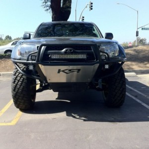 New stance with glassworks fenders and 35's
