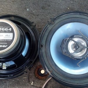 speakers that came with truck. They sucked. Bad.