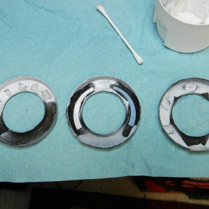 dials white paint behind