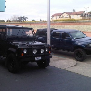 Mark @ fatlace's Landrover + My Ta coma