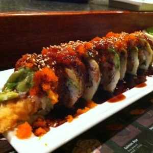 Spicy dragon roll =heaven.