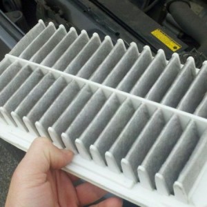 Went to the most retarded jiffy lube ever today... Guy claims only a quart 