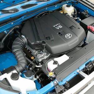 Toyota_1GR-FE_engine_001