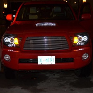 Truck with Halo's and billet grill