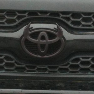 Devil Horns