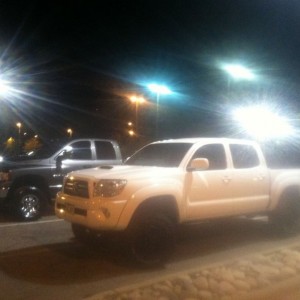 Damn my truck looks good. That is my buddies 04.5 Dodge ram cummins 2500 si