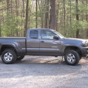 2.5" Front 1.5" Rear Lift before wheels