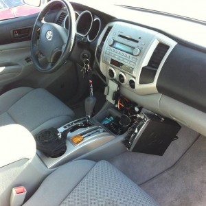 CB Radio Mount