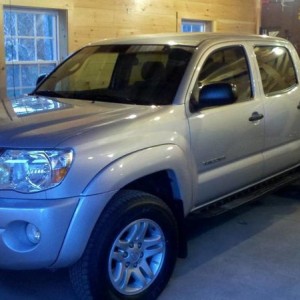 silver 2005 tacoma double cab TRD off-road