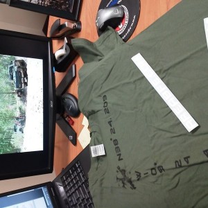 BFE shirt came in today :woot: 8 days till we depart!