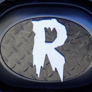 R
