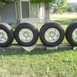 OEM TRD offroad wheels with Brdgestone Dueller A/Ts FOR SALE $400.00