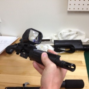 WTF is this? Looks like an airsoft optic some threw on their upper... Thing