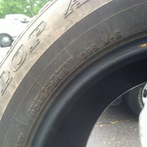 Free Dunlop AT20 245 65 16