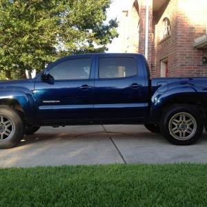 Truck_with_bronze_SCS_rims_edited-11