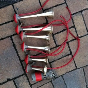 Vintage italian made Jubilee brand Dixie horn, same model that they used in