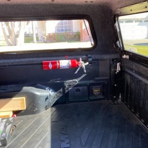 Quick Release Fire Extinguisher
