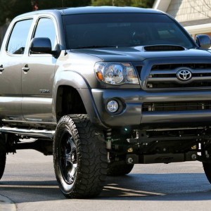10'' Double Cab / Pro Comp 6" / 3'' body lift