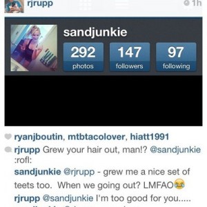 Hahaha! I love instagram and their glitches.