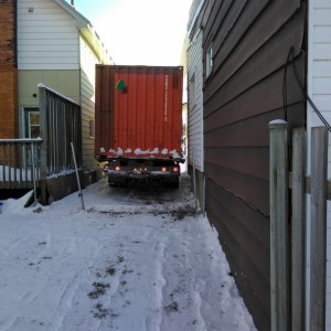 Shipping.container.delivery.3