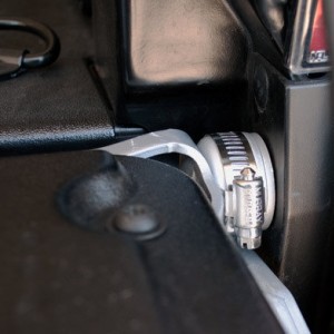 tail gate clamp 1