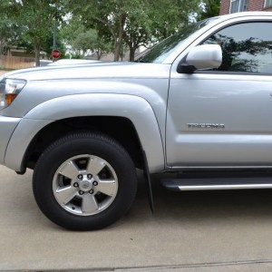 TRD wheel caps