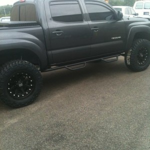 3" ProComp Lift with XD Addicts 33" Nitto Trail Grappler N-Fab St