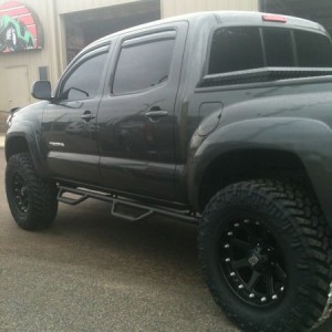 3" ProComp Lift with XD Addicts 33" Nitto Trail Grappler N-Fab St