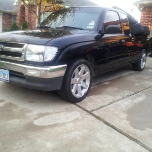 97'Toyota Mixed with a Chrysler 300 Rims...What do you think?