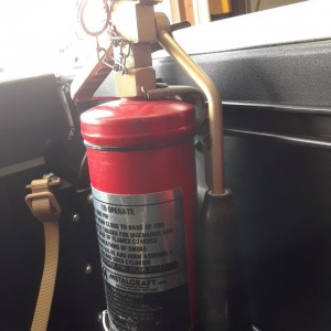 Extinguisher mounted 04