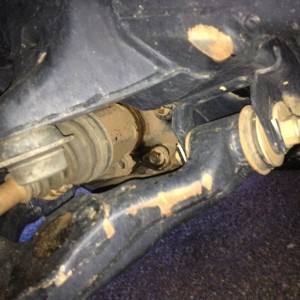 Front diff axle seal leak? Fluid is all over skid plate too