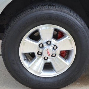 Red_Caliper_Close_Up