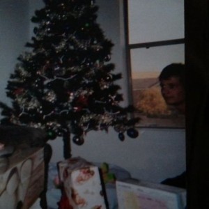 Found a picture from 7 years ago. It appears there's a creaper! Photos
