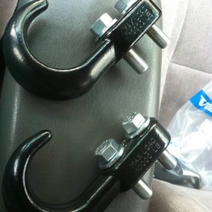 front tow hooks