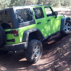 Took my moms jeep wheelin!