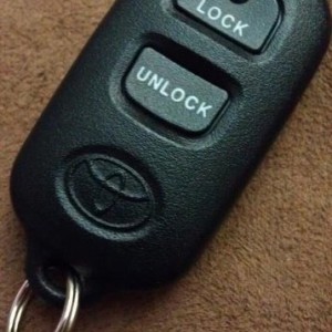 Toyota Keyless Entry Remote Control Brand New GQ43VT14T