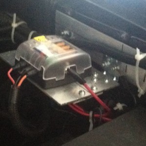 Aux Fuse Block 2