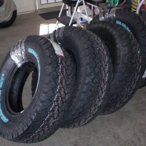 285/75R16 General AT2's