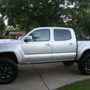 Lifted Silver Tacoma 6" lift Fuel Boost Rims 35 Toyo M/T