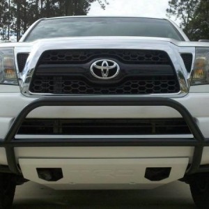 10g skid plate and Avid Off-road light bar