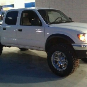 Dad pulled a fast one on me. New tires and rims :D