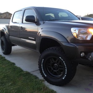 Wheels and tires on front