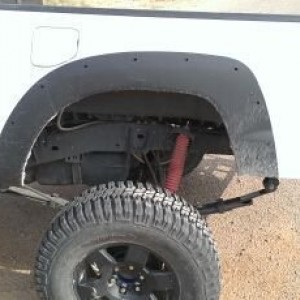 Flexed out with the shackle flip, maxed out the shocks.