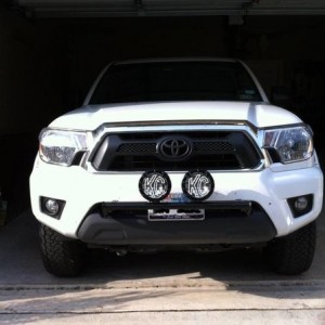 Pelley Light Bar with (2) 150W KC Lites