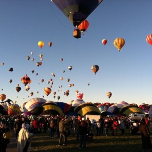 Final mass ascension of this year's Balloon Fiesta.